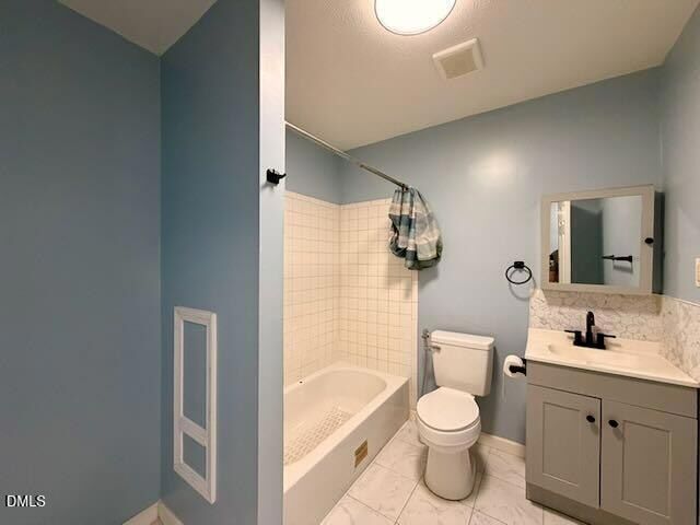 Building Photo - 9315 Castle Falls Cir