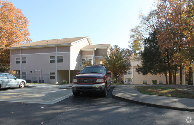 Building Photo - Elliot Wood Apartments