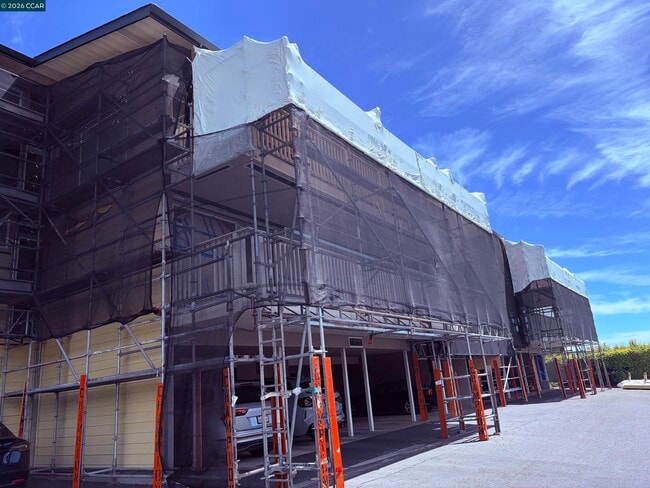 Building Photo - 34 Andrew Dr