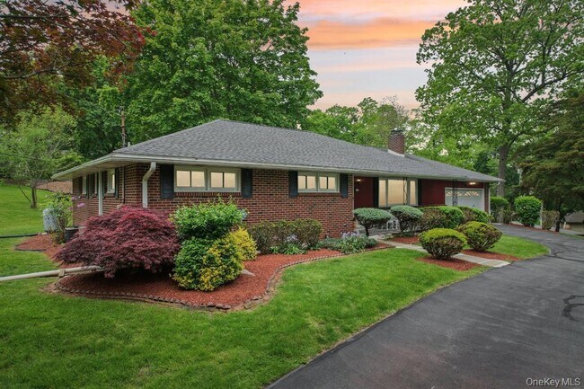 Building Photo - 57 Edgewood Dr