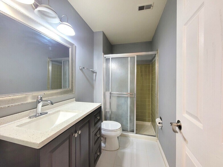 Building Photo - 351 Newgate Ct