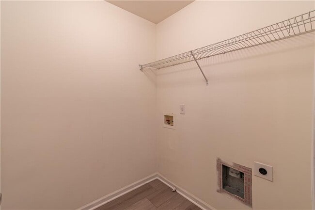 Building Photo - 3941 Snipes Ct