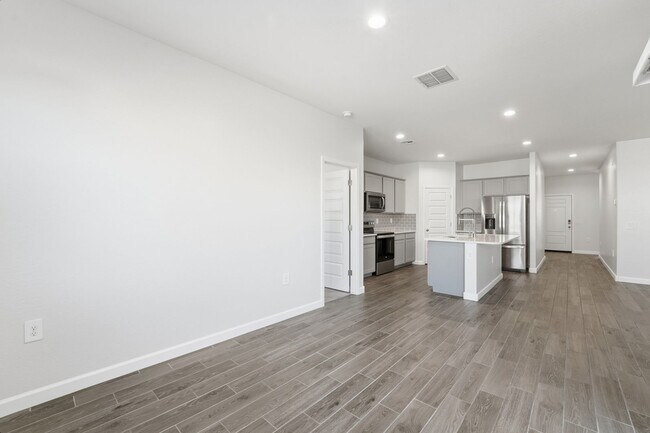 Building Photo - Modern 4-Bedroom Ranch-Style Corner Lot Home - *RENT SPECIAL*