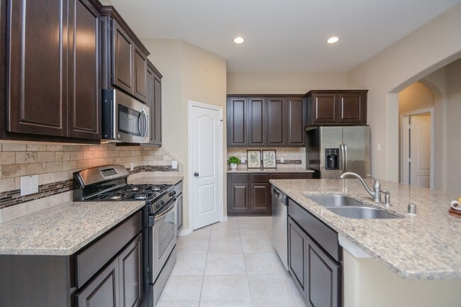 Building Photo - 118 N Heritage Mill Cir