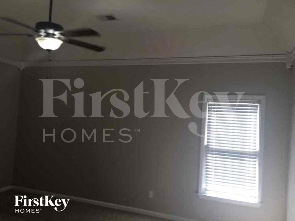 Building Photo - 1071 Mossy Knoll Dr