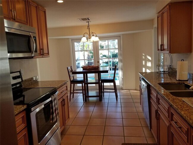 Building Photo - 2745 Cardwell Way