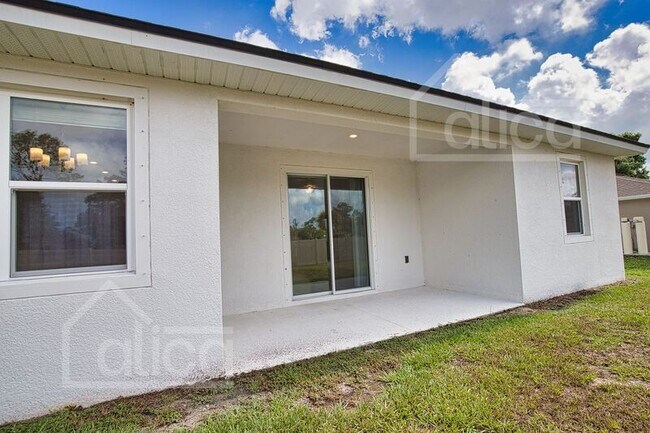 Building Photo - 3539 Donahue Ave