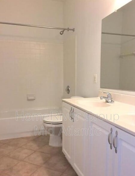 Building Photo - 545 Ensemble Ct