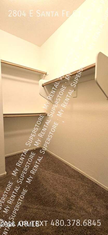 Building Photo - 2804 E Santa Fe Ct