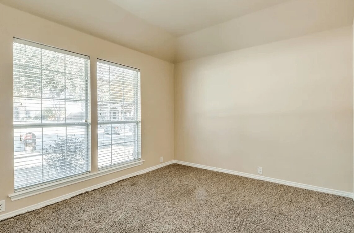 Building Photo - 11431 Wovenedge Ct