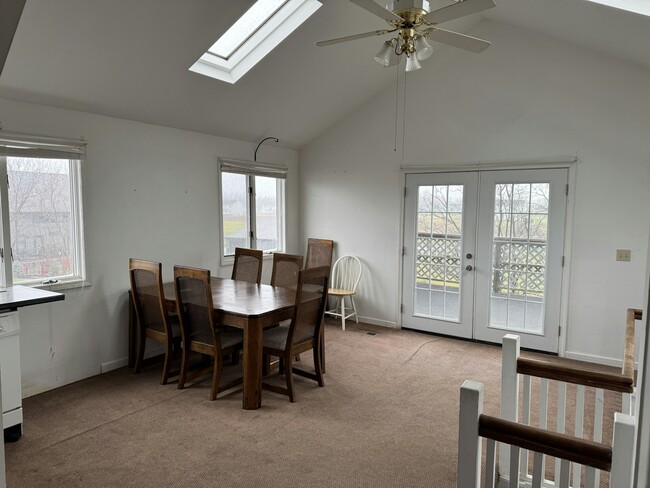 Building Photo - 5155 E Main Street Rd