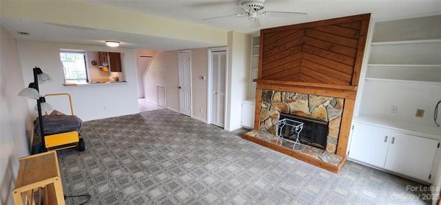 Building Photo - 2881 White Oak Mountain Rd
