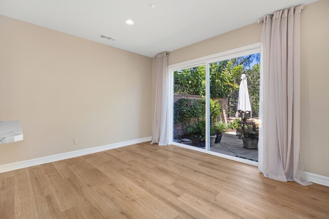 Building Photo - Beautiful Talega Condo!