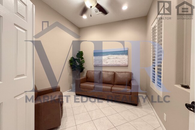 Building Photo - 3Bed/2.5Bath Home at Guadalupe/Crismon Rd! $399 MOVE-IN SPECIAL! Ready for Immediate Move-In!