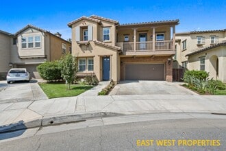 Building Photo - 3012 N Spicewood St