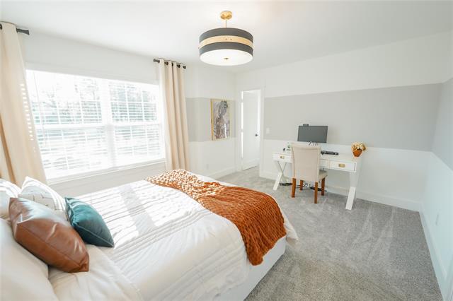 Building Photo - 7557 Donnelly Ave