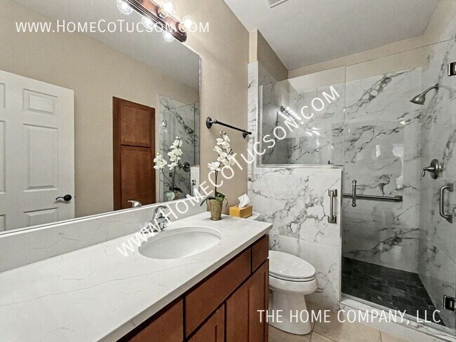 Building Photo - 1500 E Pusch Wilderness Dr