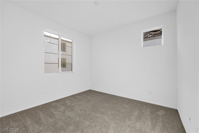 Building Photo - 6168 Gdn Crst St
