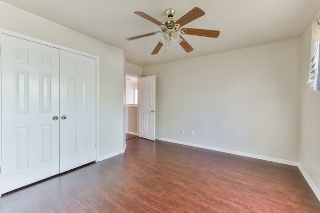 Building Photo - 8811 Earnestwood Dr