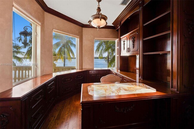 Building Photo - 3283 NE 171 St