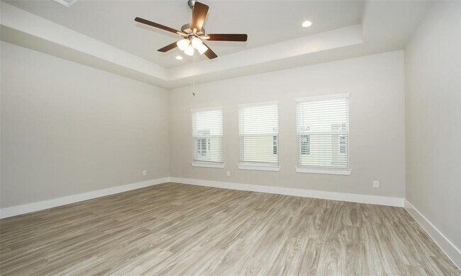 Building Photo - 9012 Lonestar River Ln