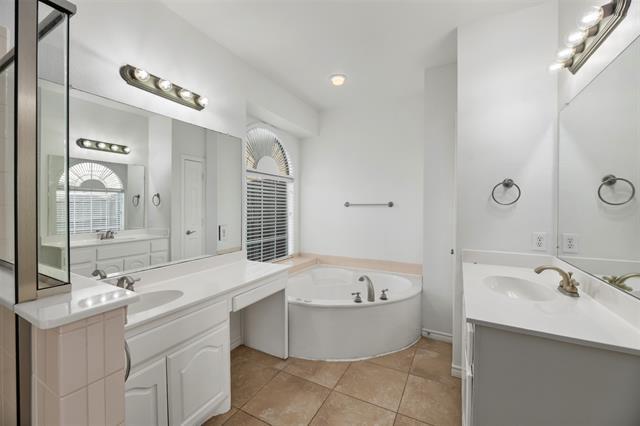 Building Photo - 1143 Polo Heights Dr