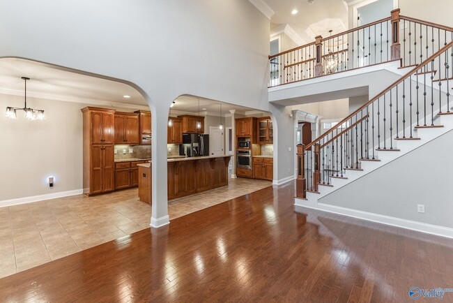 Building Photo - 126 Autumn Wind Dr