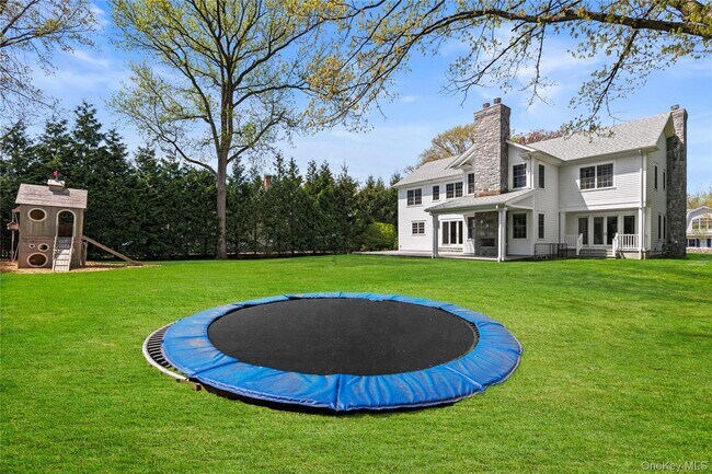 Building Photo - 25 Hunt Pl