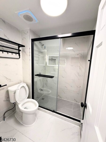 Building Photo - 186 3rd St