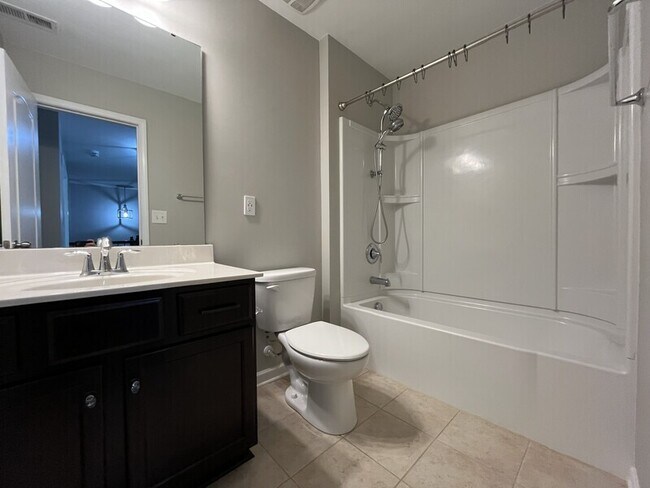 Building Photo - 17102 Alydar Commons Ln