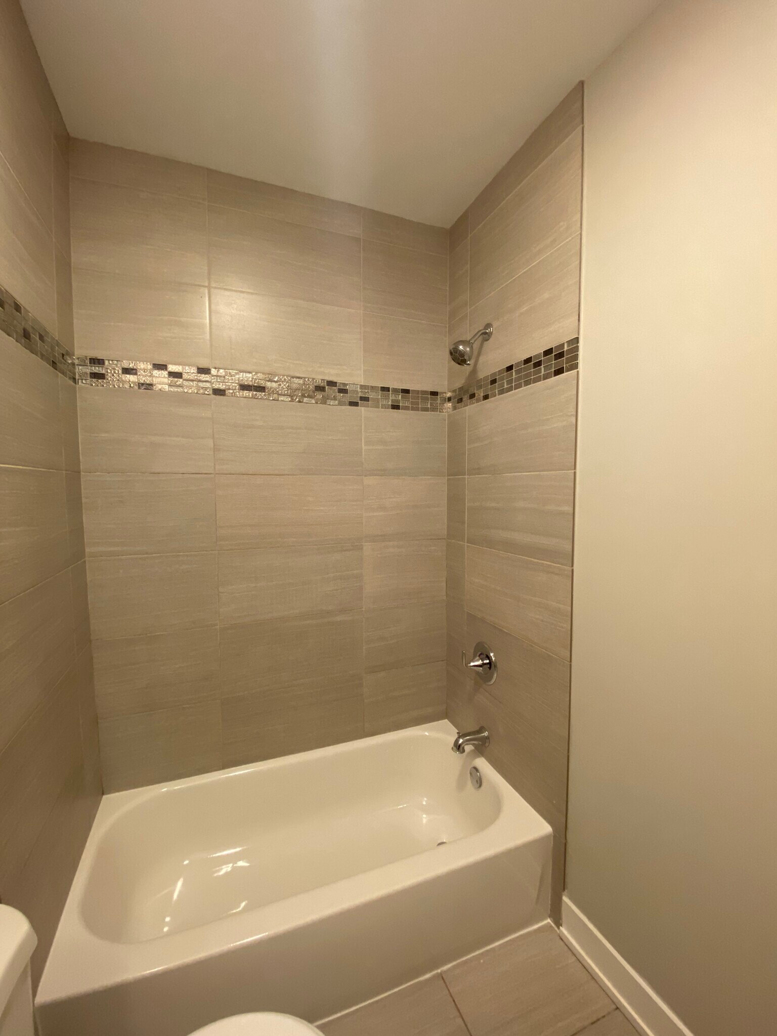 Building Photo - 3633 W Palmer St