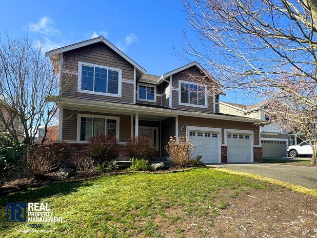 Building Photo - Spacious 4-bedroom home!