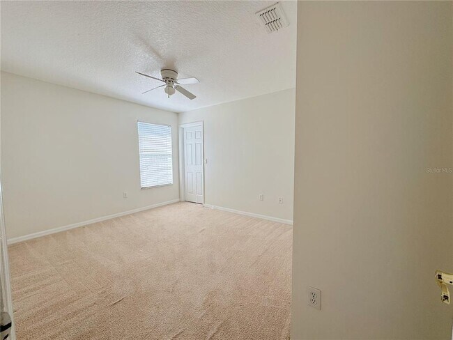 Building Photo - 13754 Amelia Pond Dr