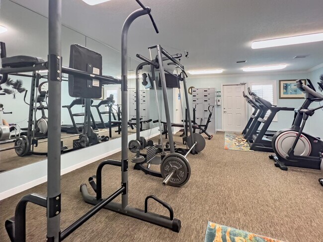 Building Photo - 3506 Cove View Blvd