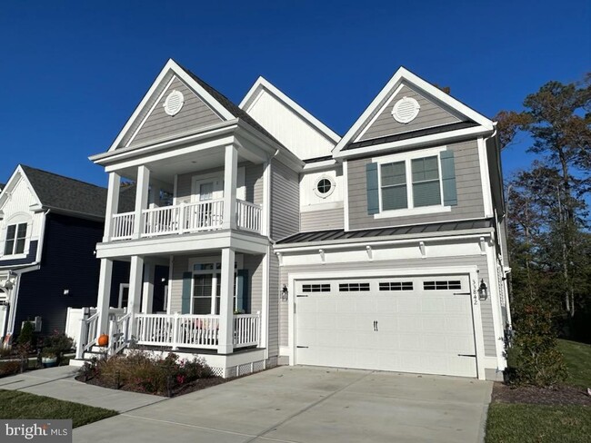 Building Photo - 33842 Darlington St