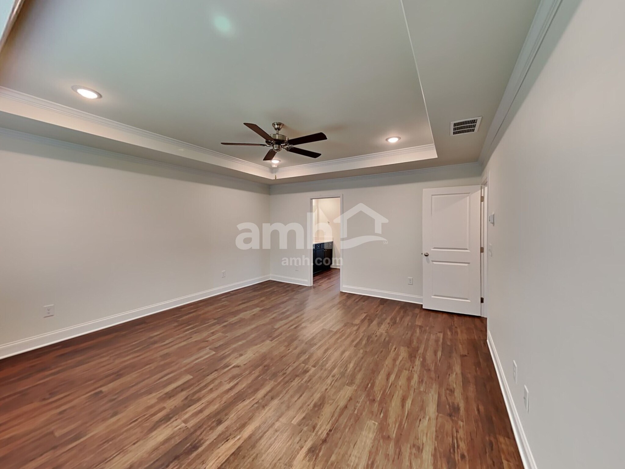 Building Photo - 180 Pecan Dr