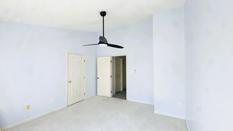 Building Photo - 6399 Stagg Ct