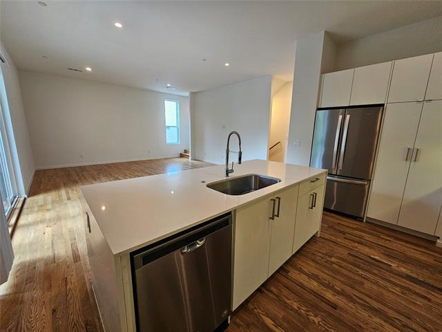 Building Photo - 3816 San Jacinto St