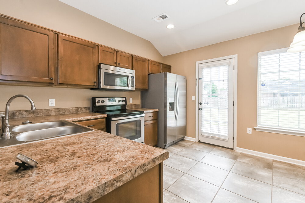 Building Photo - 2687 Sapper Ln