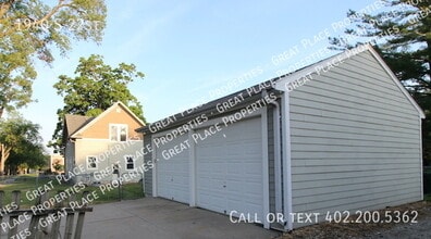 Building Photo - 1940 S 22st-