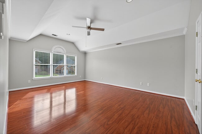 Building Photo - 3760 Peachbluff Ct