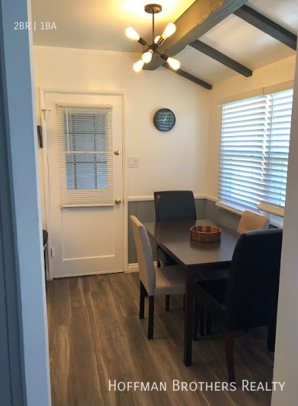 Building Photo - 12429 Chandler Blvd