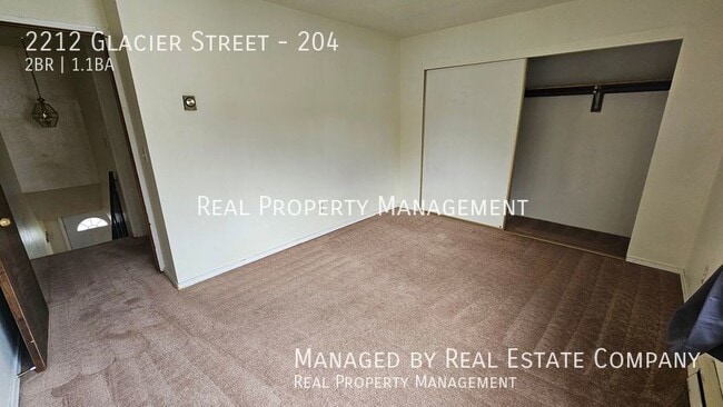 Building Photo - 2212 Glacier St