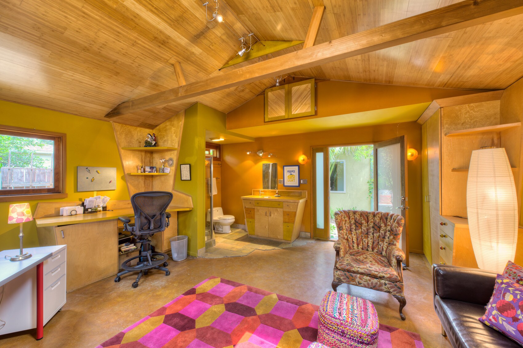 Building Photo - 3617 Maplewood Ave