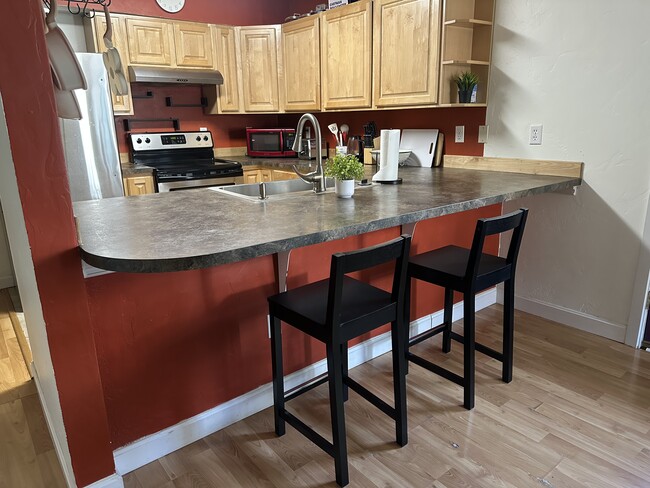 Building Photo - 328 E 15th Ave