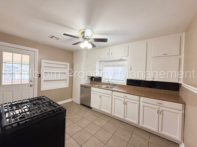 Building Photo - For Lease | Brookside | Available Now!