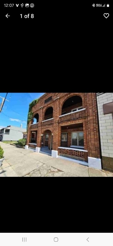 Building Photo - 1734 E 3rd St