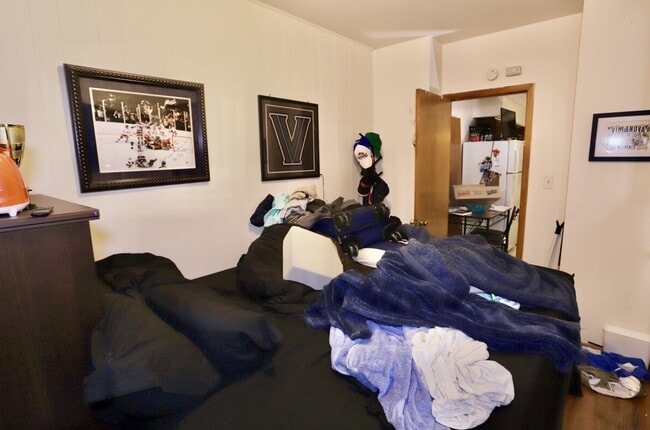 Building Photo - 939 Washington St