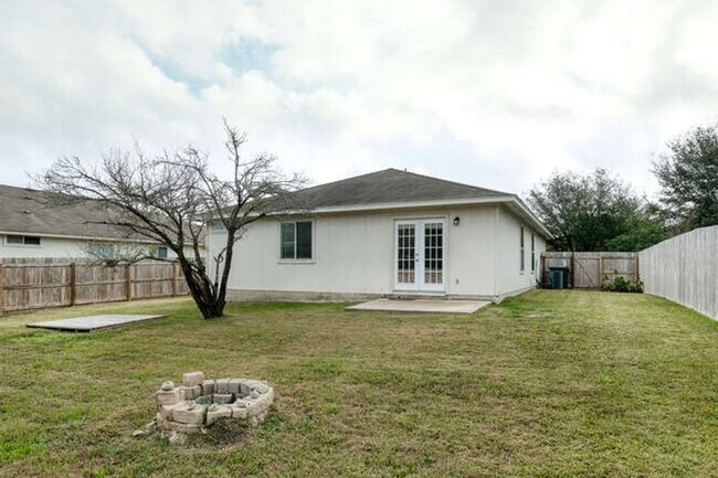 Building Photo - 244 Langely