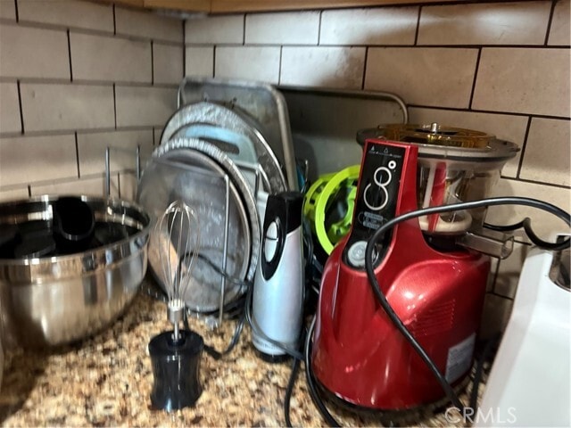 Building Photo - 525 E Seaside Way